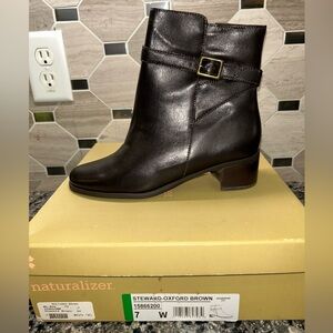 Naturalizer Elegant Brown  Ankle Boots size 7W